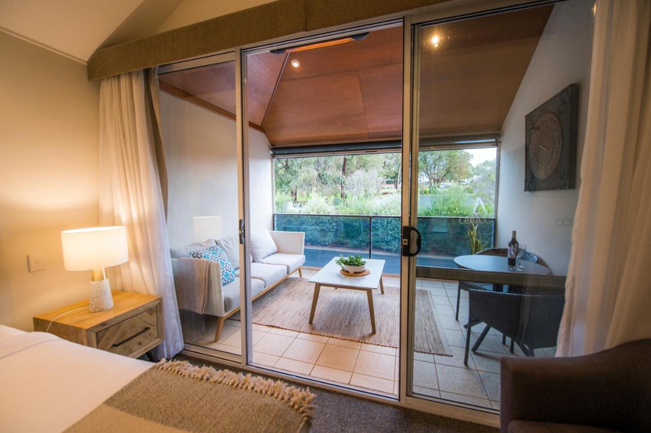 พรีดีอุสออฟมาร์กาเร็ทริเวอร์ Aparthotel Margaret River ภายนอก รูปภาพ