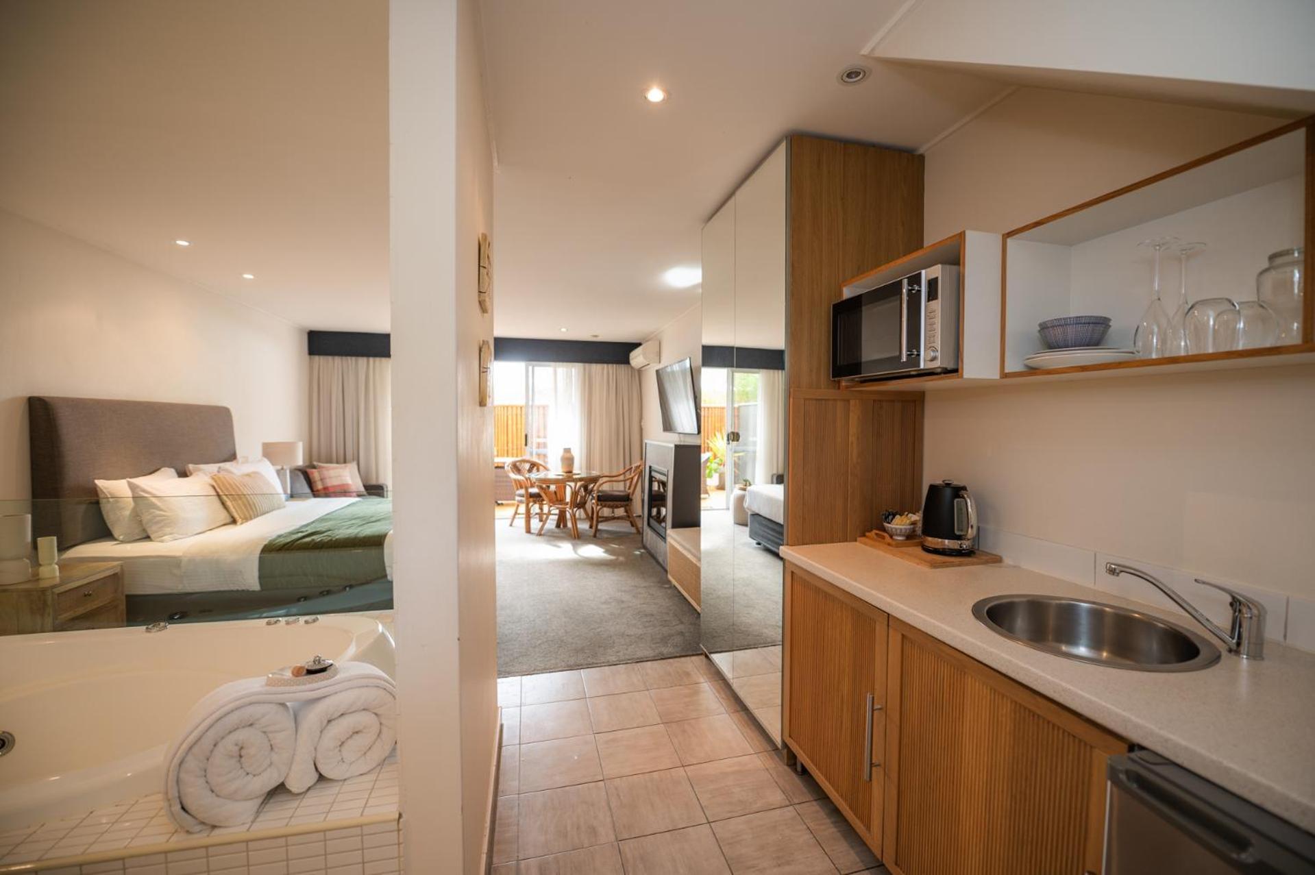 พรีดีอุสออฟมาร์กาเร็ทริเวอร์ Aparthotel Margaret River ภายนอก รูปภาพ