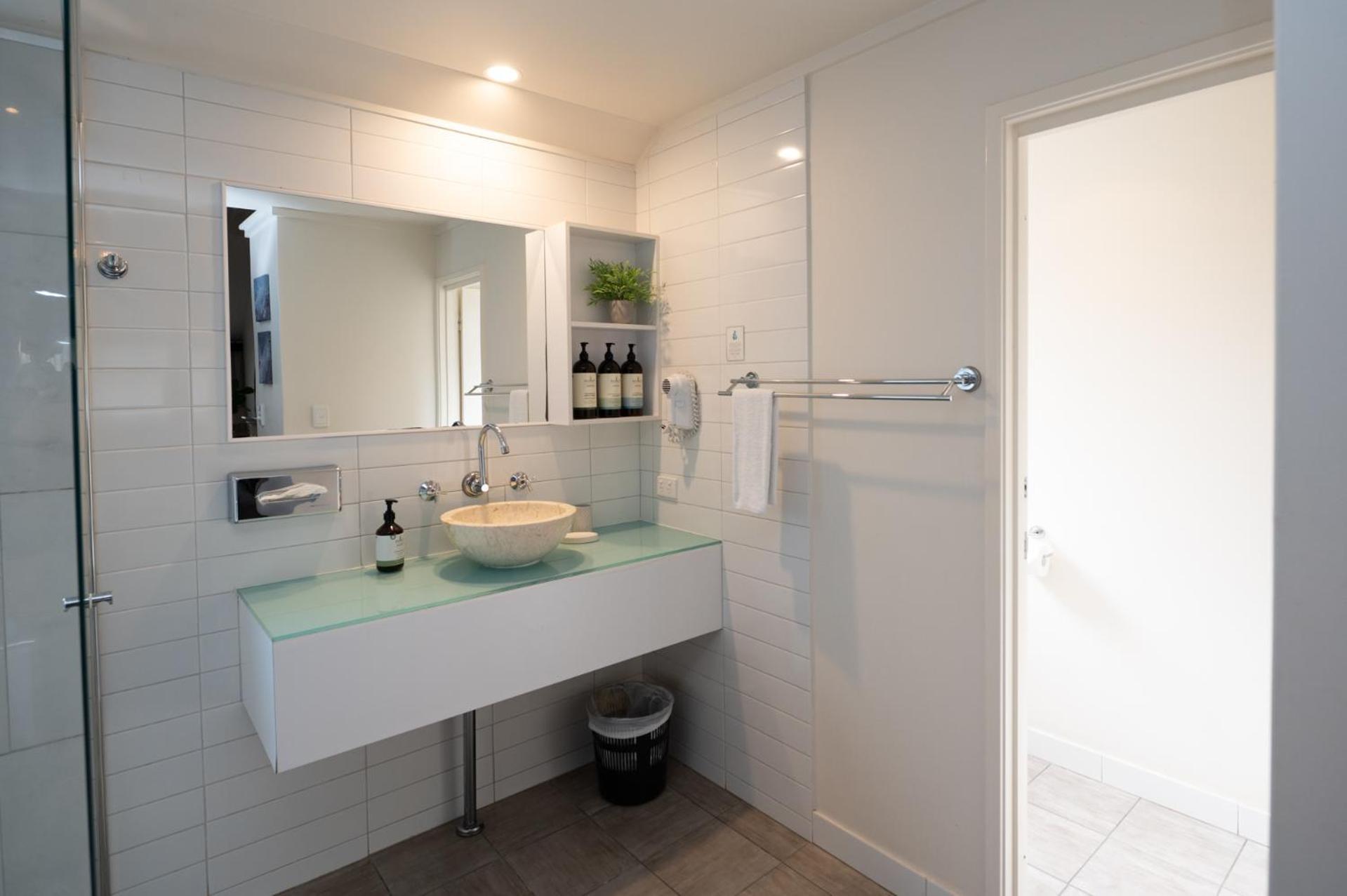 พรีดีอุสออฟมาร์กาเร็ทริเวอร์ Aparthotel Margaret River ภายนอก รูปภาพ