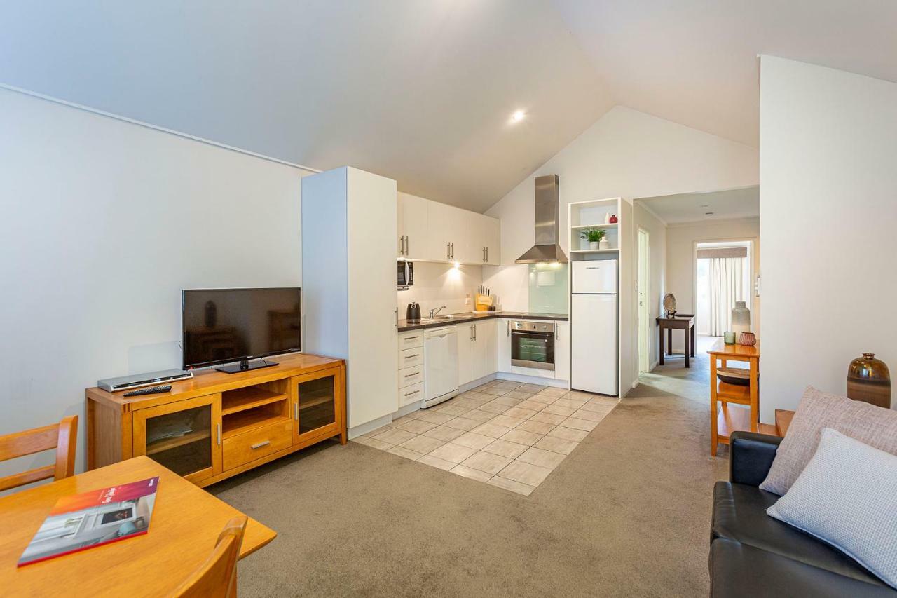 พรีดีอุสออฟมาร์กาเร็ทริเวอร์ Aparthotel Margaret River ภายนอก รูปภาพ