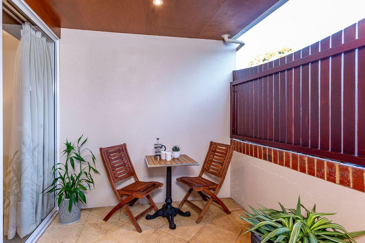 พรีดีอุสออฟมาร์กาเร็ทริเวอร์ Aparthotel Margaret River ภายนอก รูปภาพ